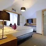 Vista Allegra 4*