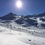 Vista Allegra מלון 4*