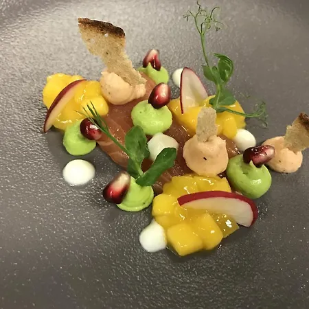 Vista Allegra 4* イシュグル